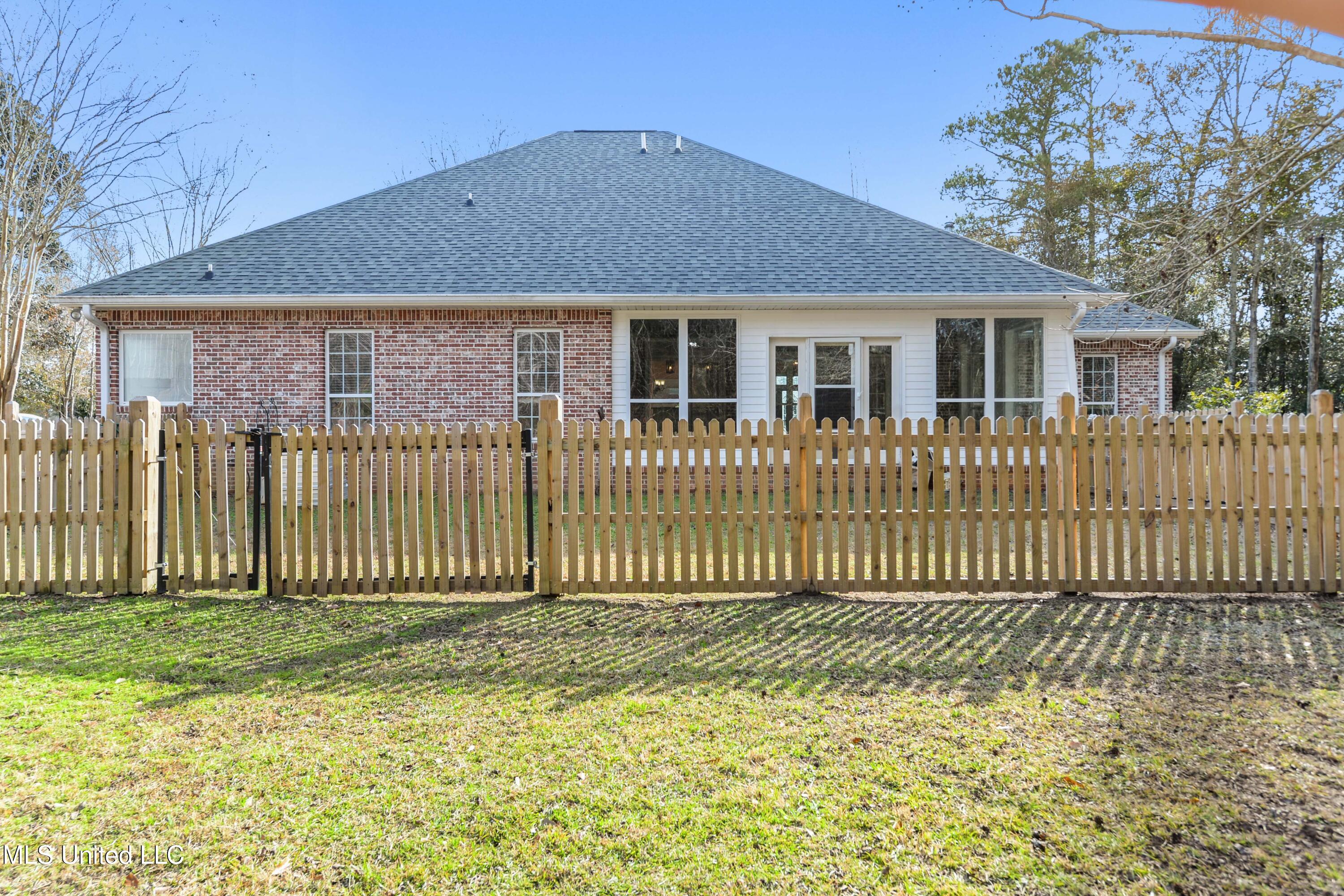 19018 Landon Road Gulfport, MS 39503 - Photo 30 of 39 027
