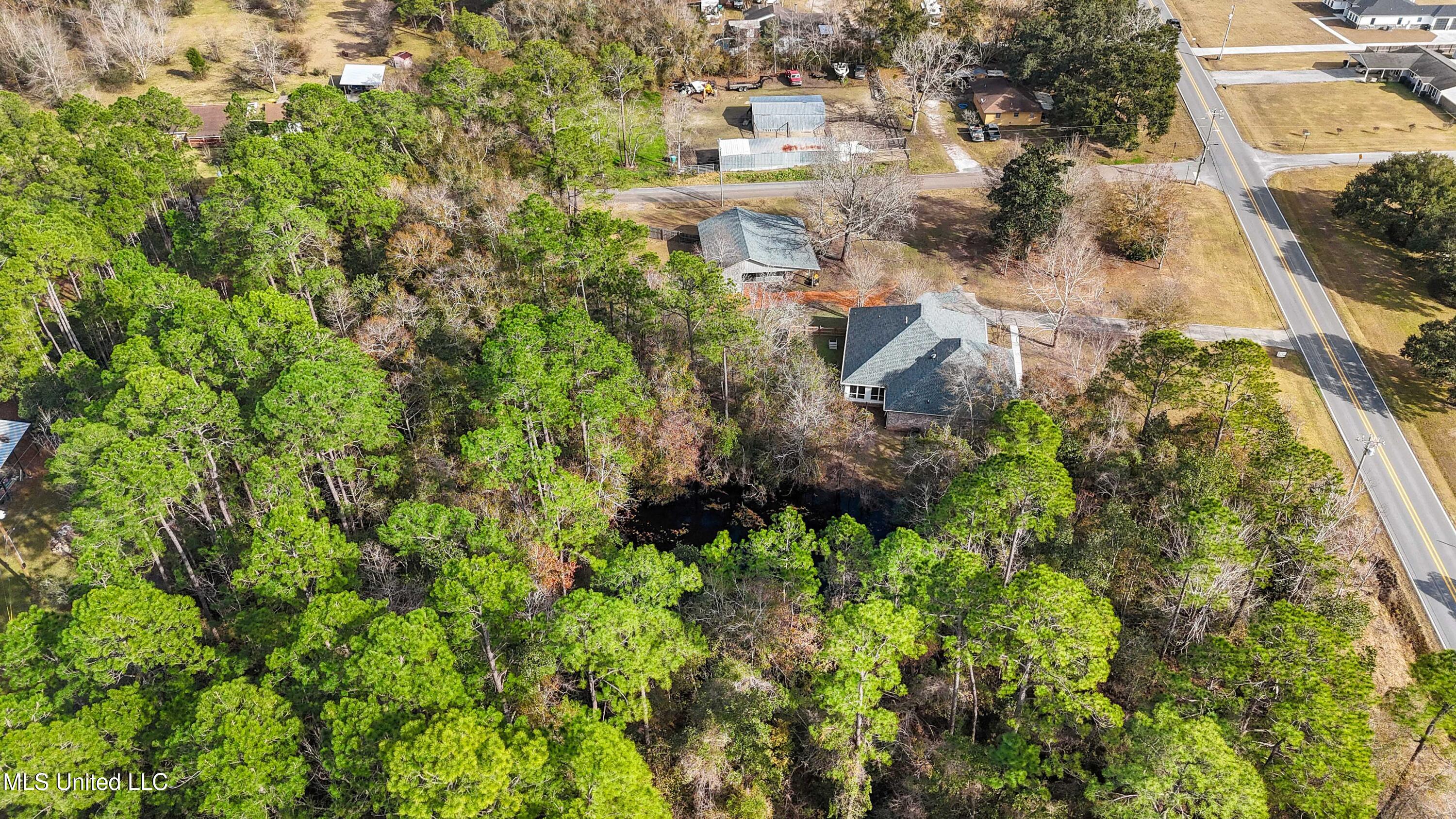 19018 Landon Road Gulfport, MS 39503 - Photo 38 of 39 038