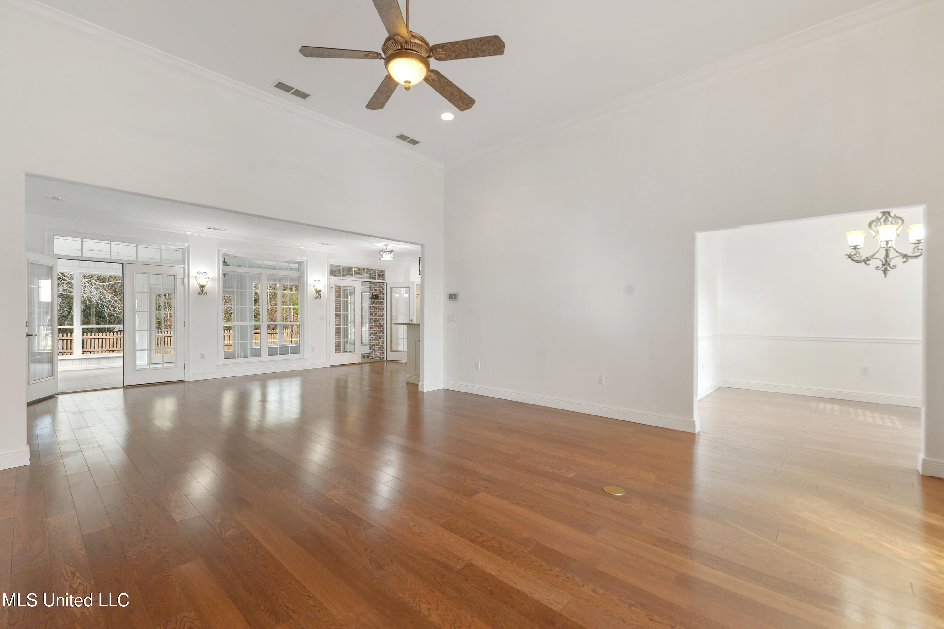 19018 Landon Road Gulfport, MS 39503 - Photo 7 of 39 006