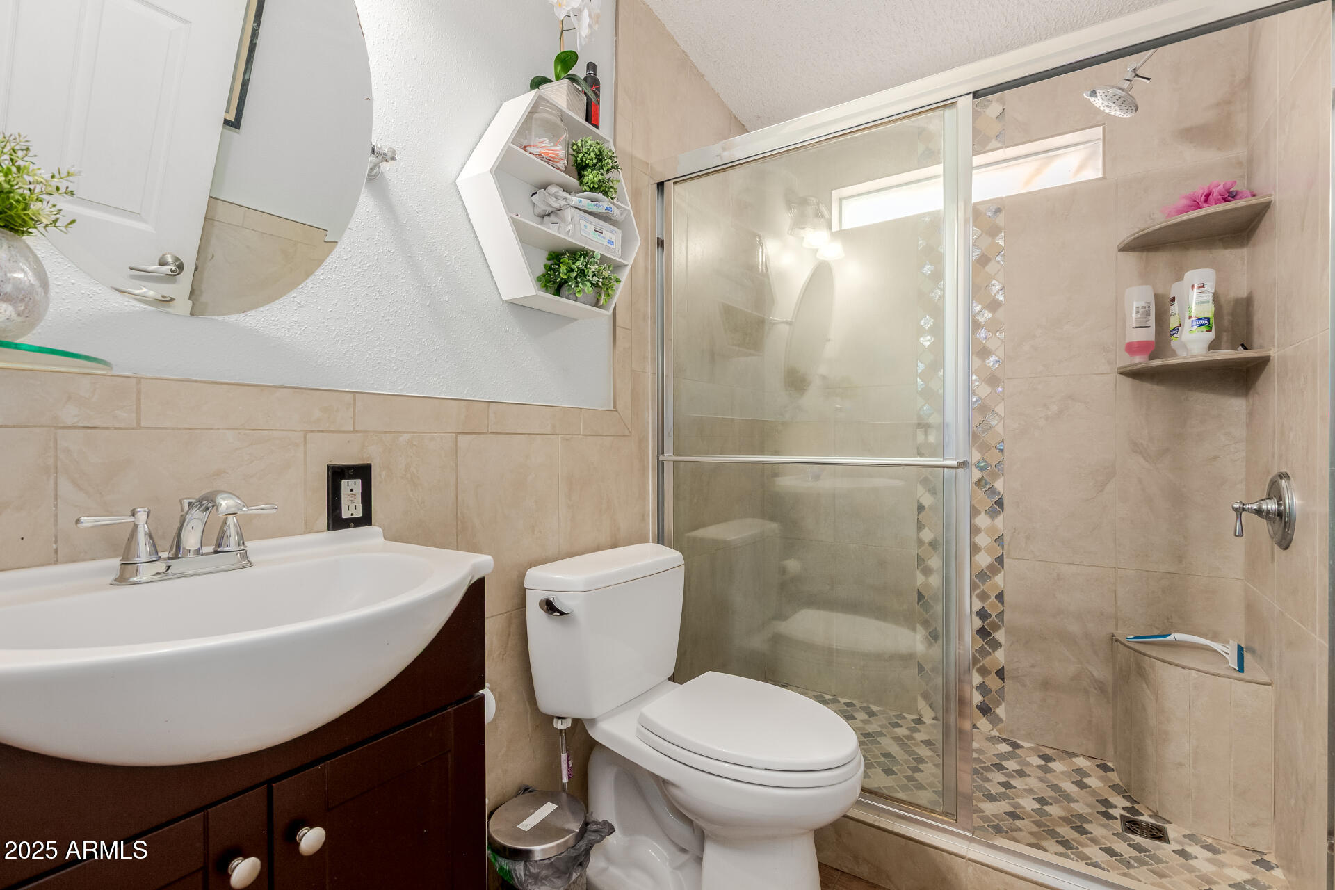 555 West Warner Road, Unit 139 Chandler, AZ 85225 - Photo 14 of 21 a bathroom with a sink toilet and shower