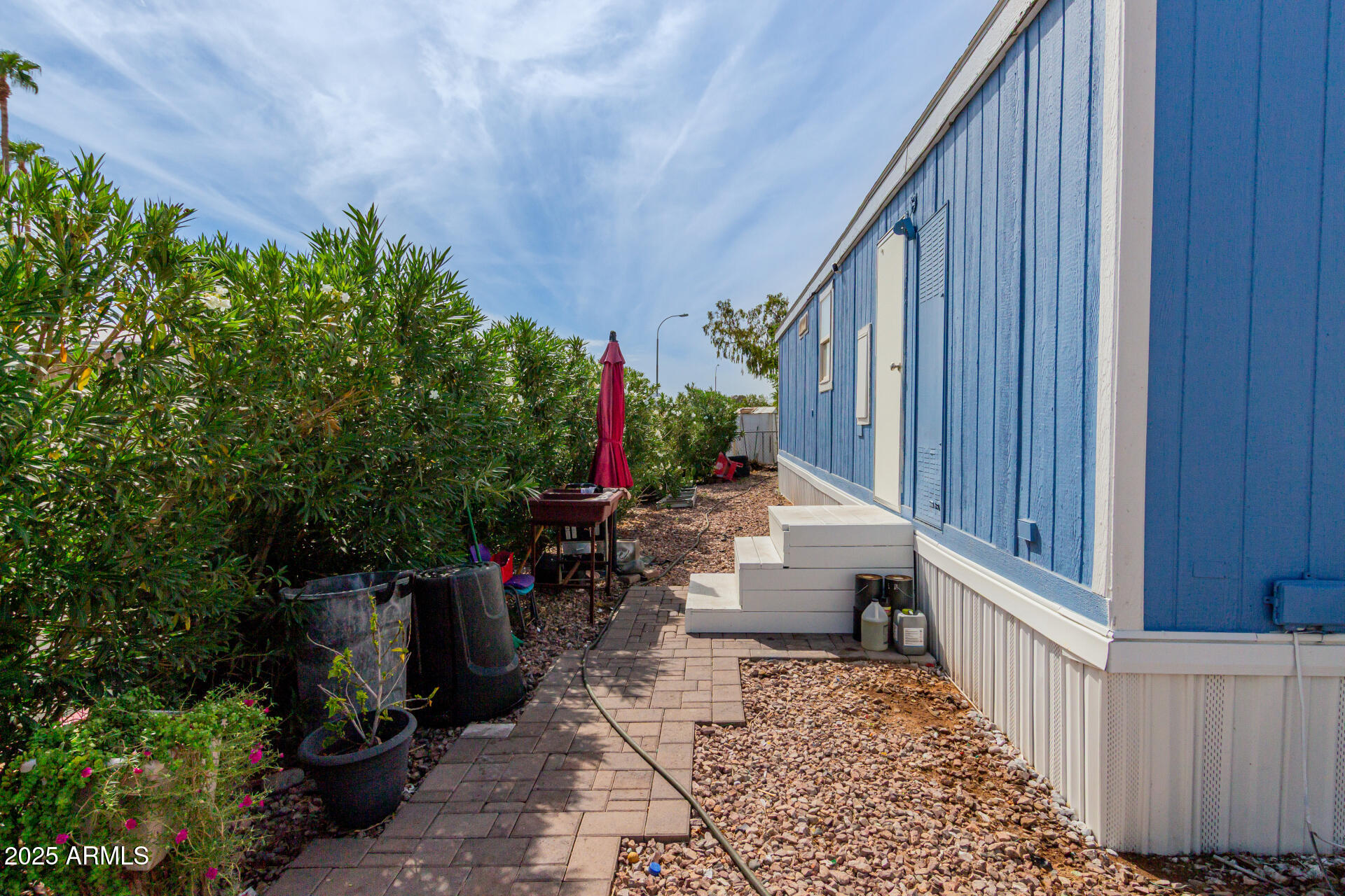 555 West Warner Road, Unit 139 Chandler, AZ 85225 - Photo 17 of 21 a view of a corridor