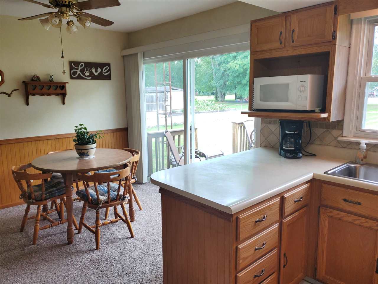 4075 West Lake Road Clio, MI 48420 - Photo 8 of 32 31391103-7.JPG