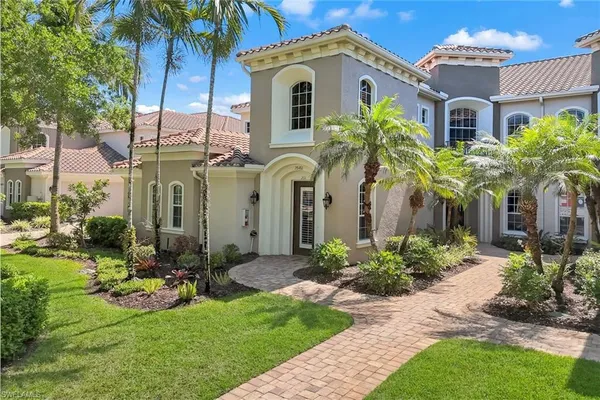 $839,900 | 28480 Altessa Way, Unit 201, Bonita Springs, FL 34135