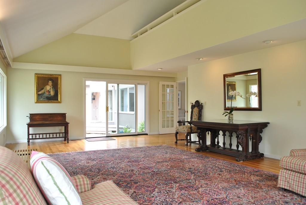 28 Tabor Hill Road Lincoln, MA 01773 - Photo 9 of 24 Gallery Image 9