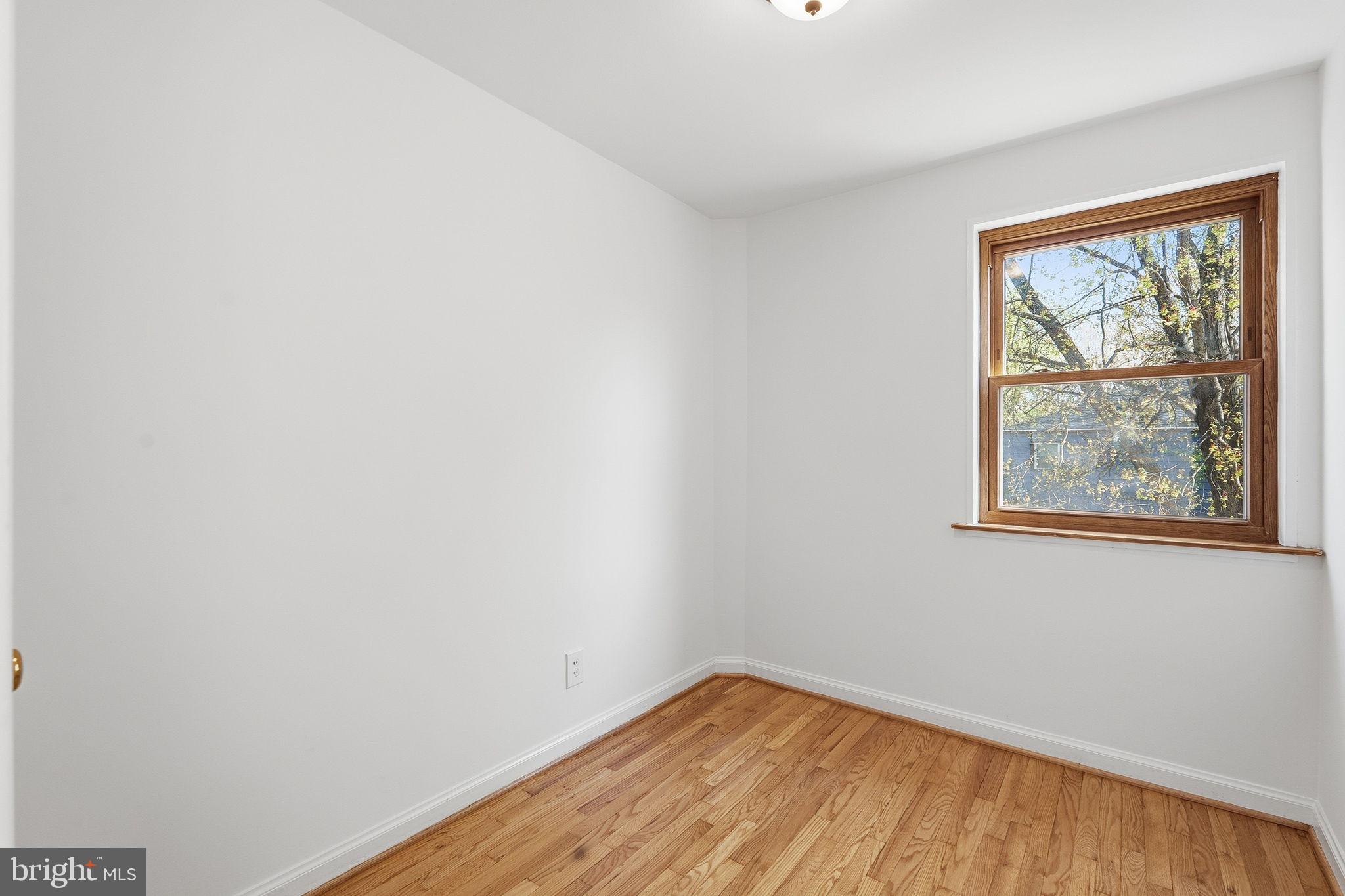 11977 Andrew Street Silver Spring, MD 20902 - Photo 19 of 28 Third bedroom