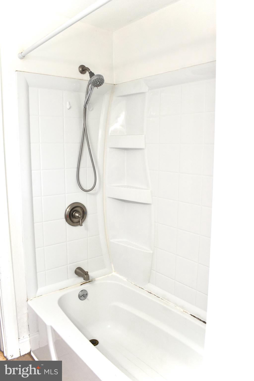 401 W Road Ridley Park, PA 19078 - Photo 17 of 32