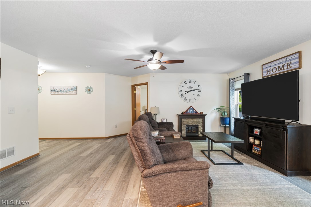 1885 Faye Road Akron, OH 44306 - Photo 5 of 25