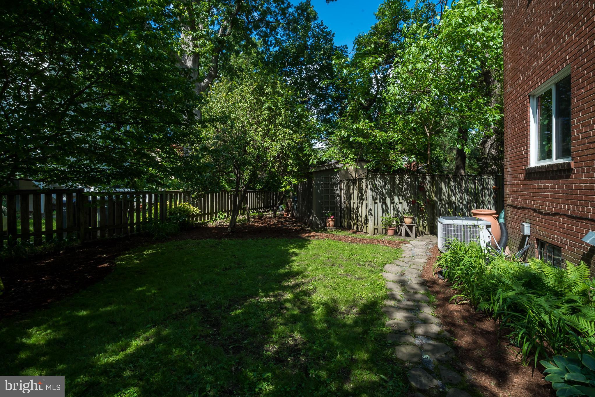 6827 Sandy Spring Road Northwest Washington, DC 20012 - Photo 21 of 26 Exterior (General)