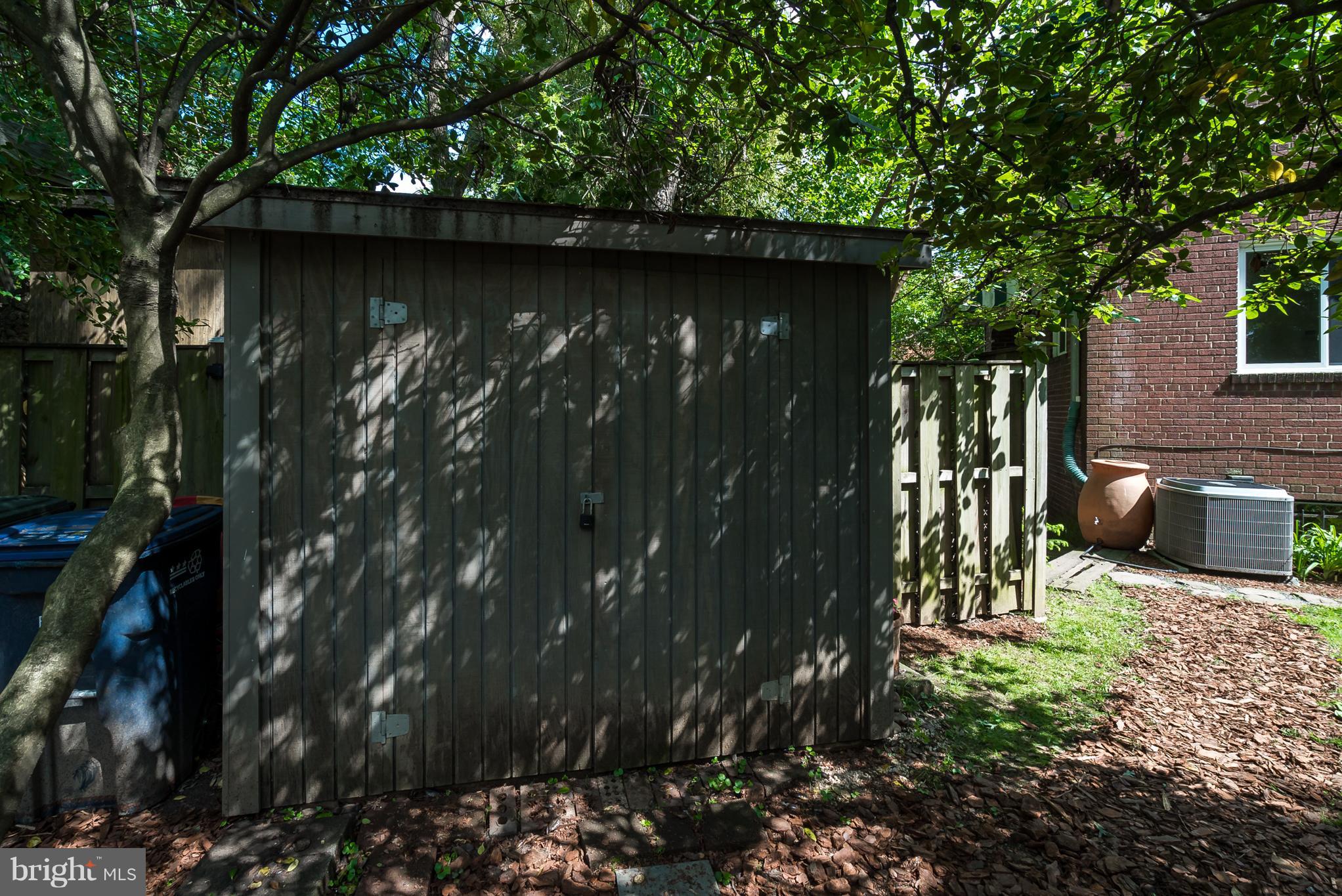 6827 Sandy Spring Road Northwest Washington, DC 20012 - Photo 25 of 26 Exterior (General)