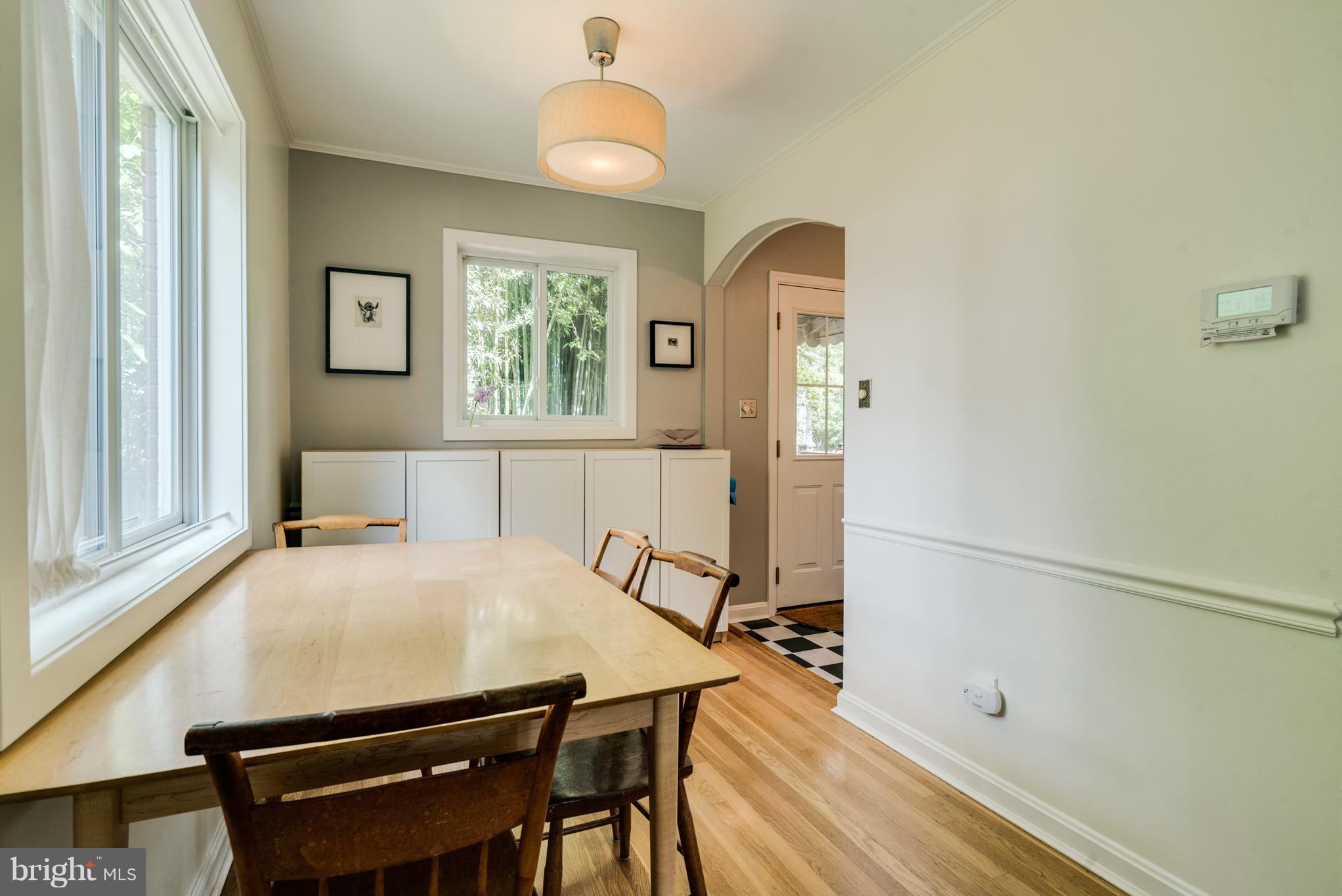 6827 Sandy Spring Road Northwest Washington, DC 20012 - Photo 6 of 26 Dining Room
