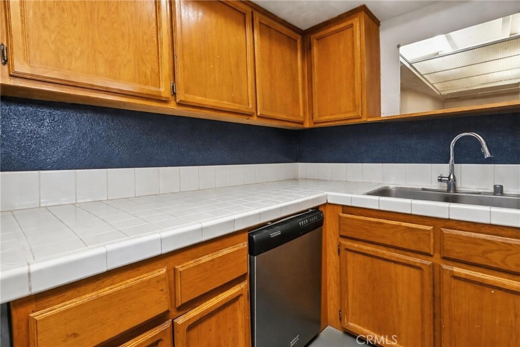 8167 Vineyard Avenue Rancho Cucamonga, CA 91730 - Photo 9 of 23