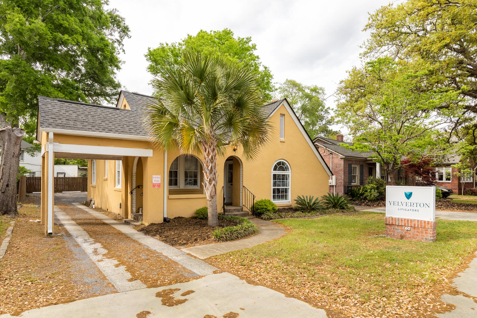 60 Folly Rd Boulevard Charleston, SC 29407 - Photo 1 of 45 60FollyRoadBoulevard(Yellow House)-KeenE