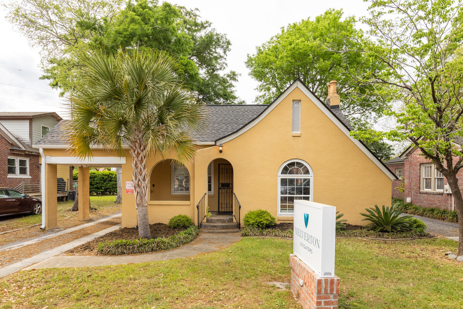 60 Folly Rd Boulevard Charleston, SC 29407 - Photo 2 of 45 60FollyRoadBoulevard(Yellow House)-KeenE