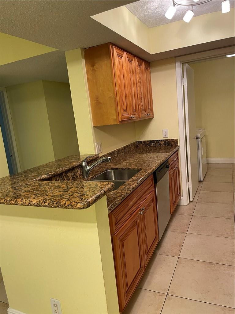 5646 Rock Island Road, Unit 211 Tamarac, FL 33319 - Photo 7 of 35 Photo 7