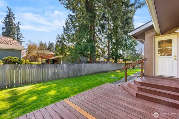 $450,000 | 6801 Husky Way Southeast, Lacey, WA 98503