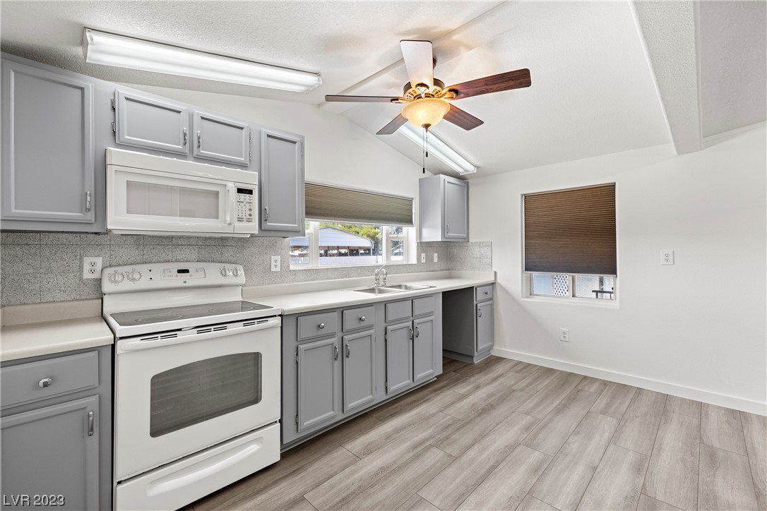 561 East Simkins Road Pahrump, NV 89060 - Photo 11 of 26 Gallery Image 11