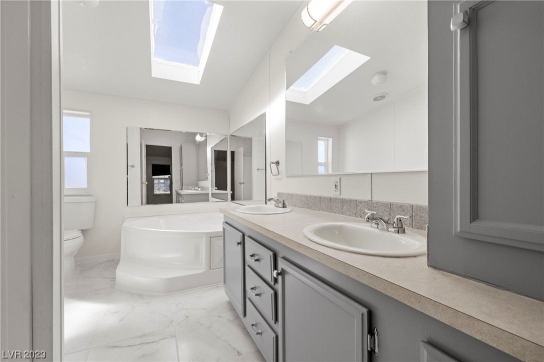 561 East Simkins Road Pahrump, NV 89060 - Photo 18 of 26 Gallery Image 18
