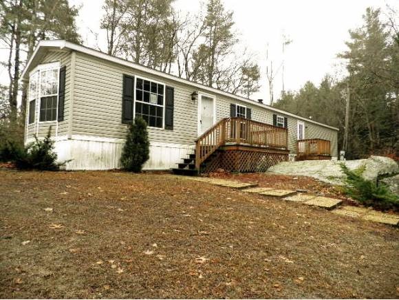 85 Gulf Road Derry, NH 03038 - Photo 1 of 1