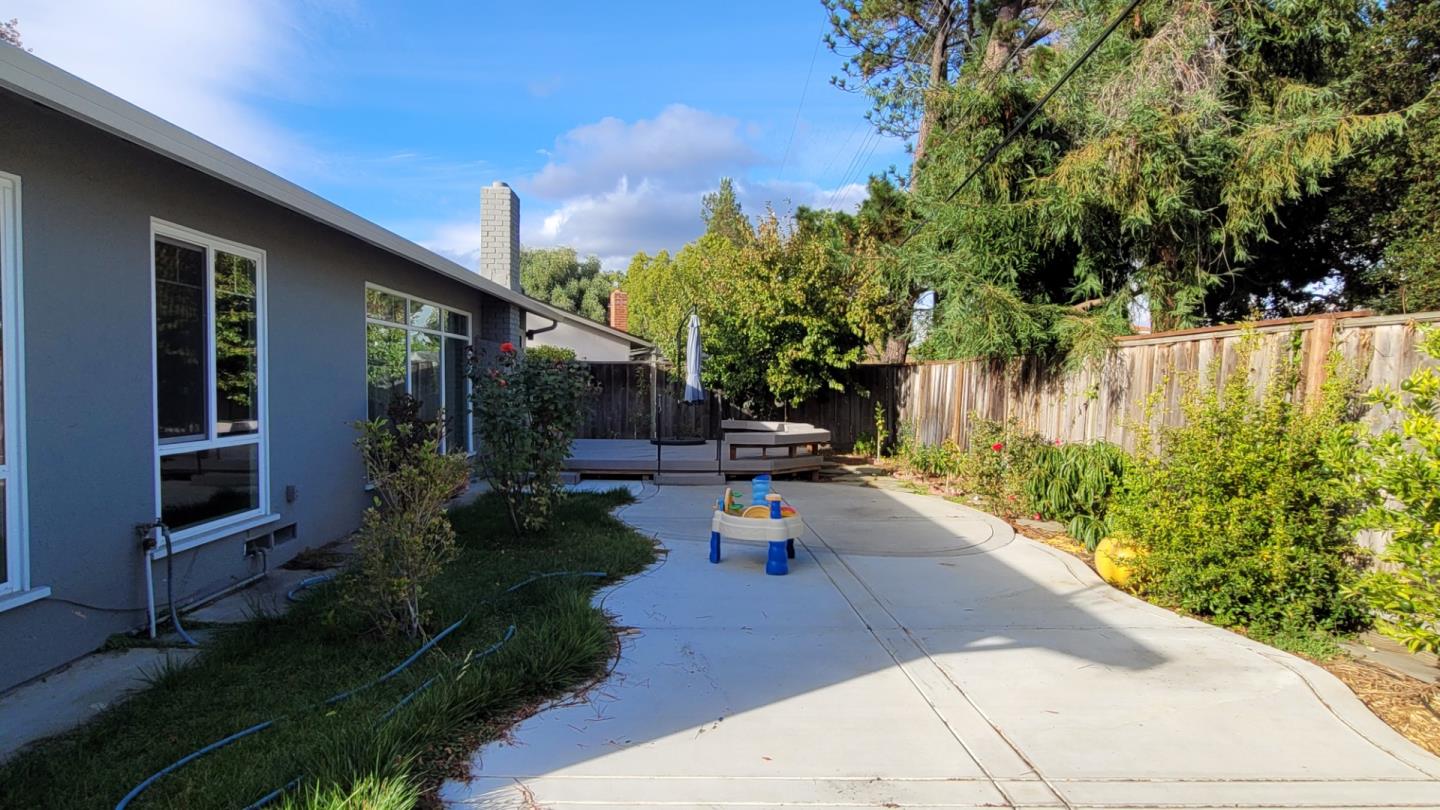 1324 Flicker Way Sunnyvale, CA 94087 - Photo 16 of 16 a view of a backyard with sitting area