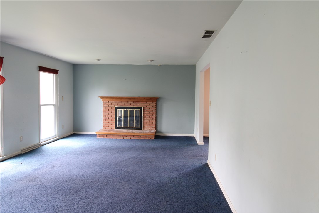 2173 Longwood Court Decatur, IL 62526 - Photo 4 of 13 Gallery Image 4