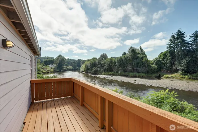 $550,000 | 4627 South 125th Street, Tukwila, WA 98178