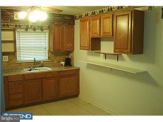 2305 Benson Street Philadelphia, PA 19152 - Photo 5 of 12 Unit #1