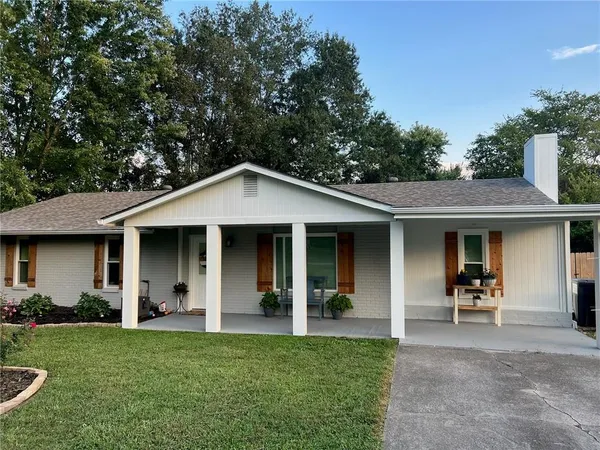 $325,000 | 13 Bishop Road Northwest, Cartersville, GA 30121