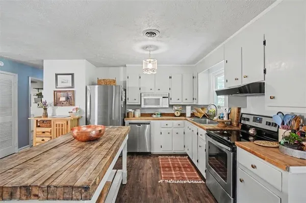 $325,000 | 13 Bishop Road Northwest, Cartersville, GA 30121