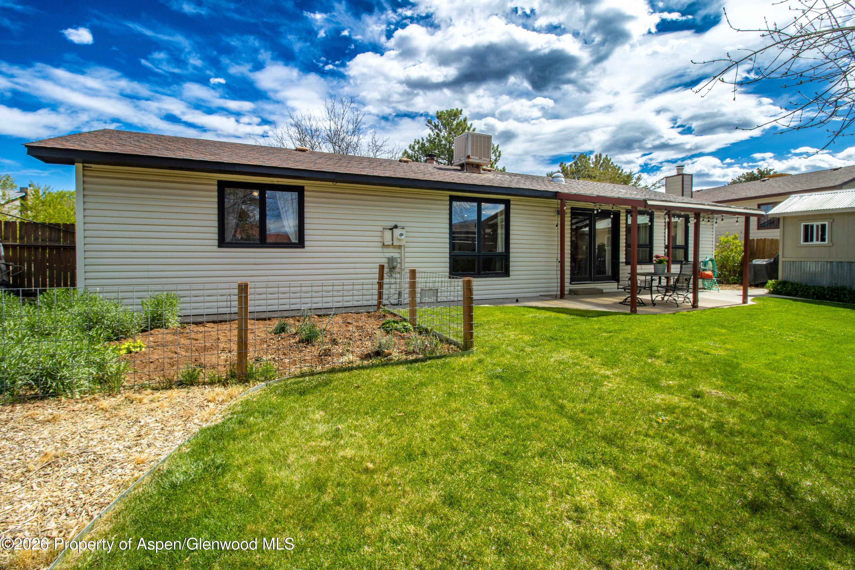 1101 Fir Avenue Rifle, CO 81650 - Photo 5 of 33 5