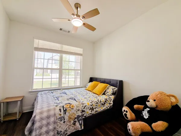 $3,299 | 332 Turnbuckle Bend, Leander, TX 78641