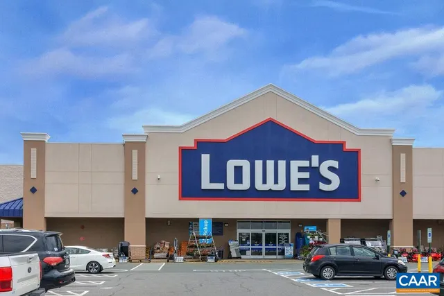 $2,300 | 132 St Andrews Street, Zion Crossroads, VA 22942