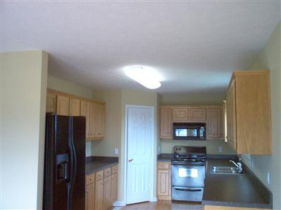 111 North N Ridge Frankfort, KY 40601 - Photo 3 of 12 Kitchen