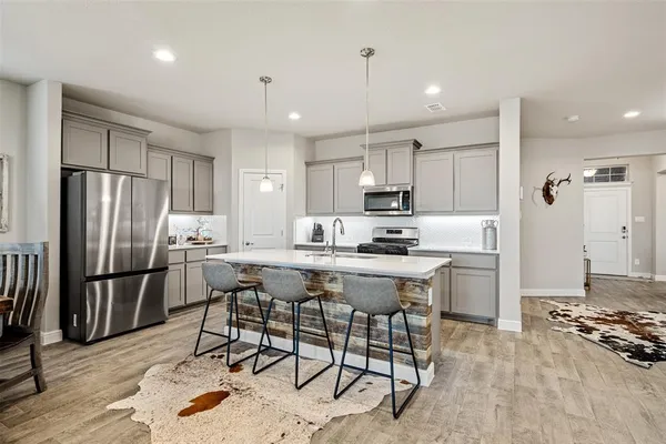 $410,000 | 1201 Shackleford Lane, Weatherford, TX 76087