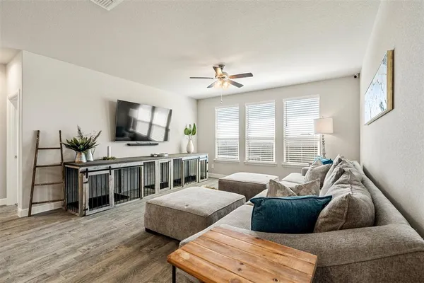 $410,000 | 1201 Shackleford Lane, Weatherford, TX 76087