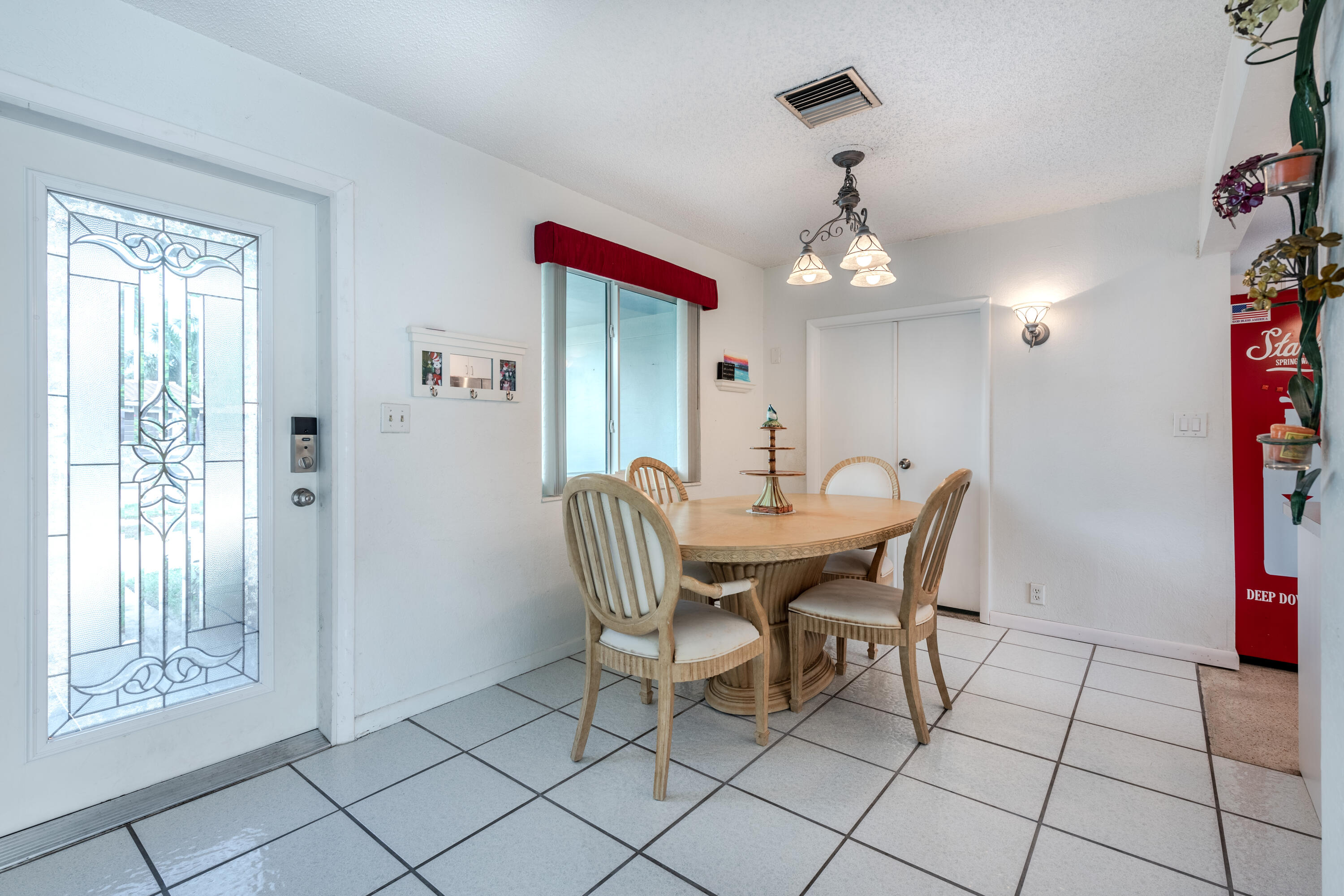 28 Southwest 9th Avenue Boca Raton, FL 33486 - Photo 6 of 23 Dining