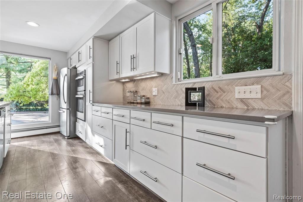 29630 Sugar Spring Road Farmington Hills, MI 48334 - Photo 15 of 55