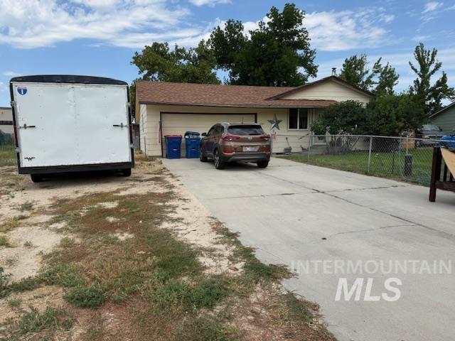 1285 South Jade Avenue Meridian, ID 83642 - Photo 3 of 6