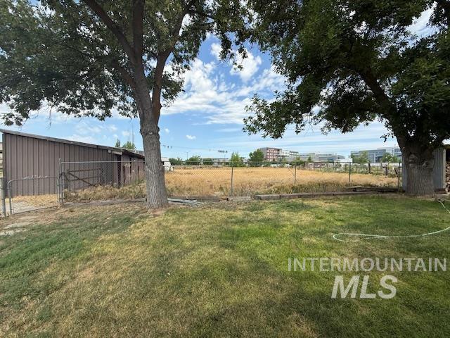 1285 South Jade Avenue Meridian, ID 83642 - Photo 4 of 6