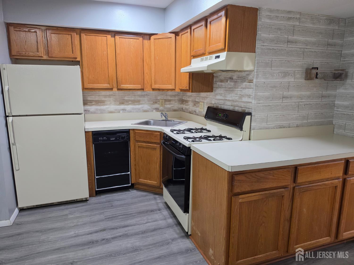 197 Evergreen Road, Unit 3A Edison, NJ 08837 - Photo 6 of 18