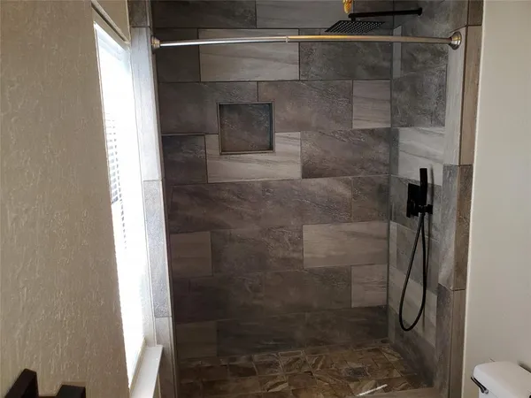 $2,295 | 904 Rocky Creek Lane, Allen, TX 75002