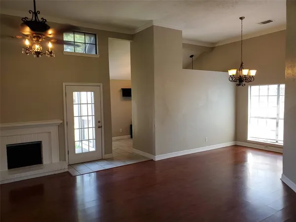 $2,295 | 904 Rocky Creek Lane, Allen, TX 75002