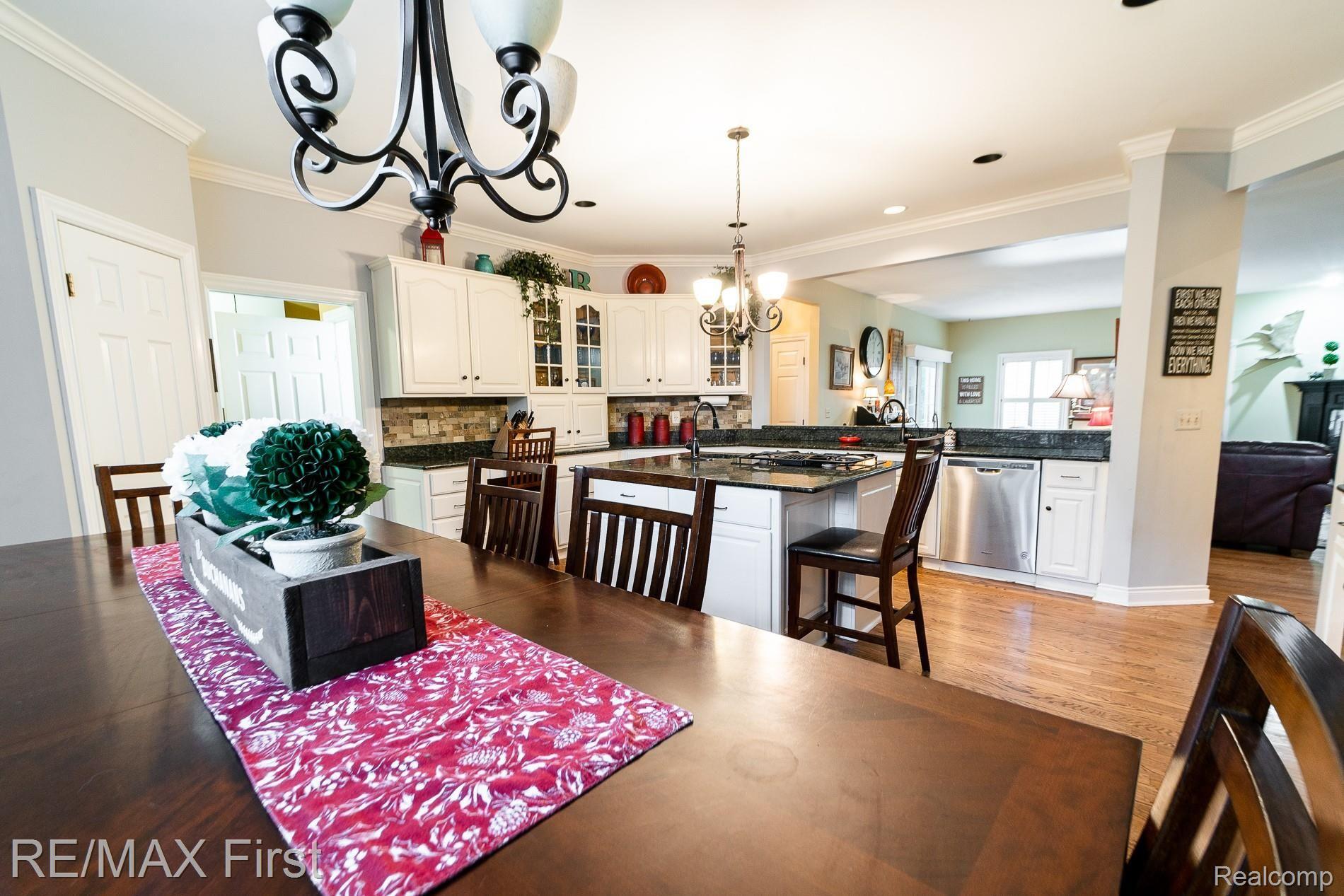 4393 Southacre Lane Rochester, MI 48306 - Photo 16 of 46 17.JPG