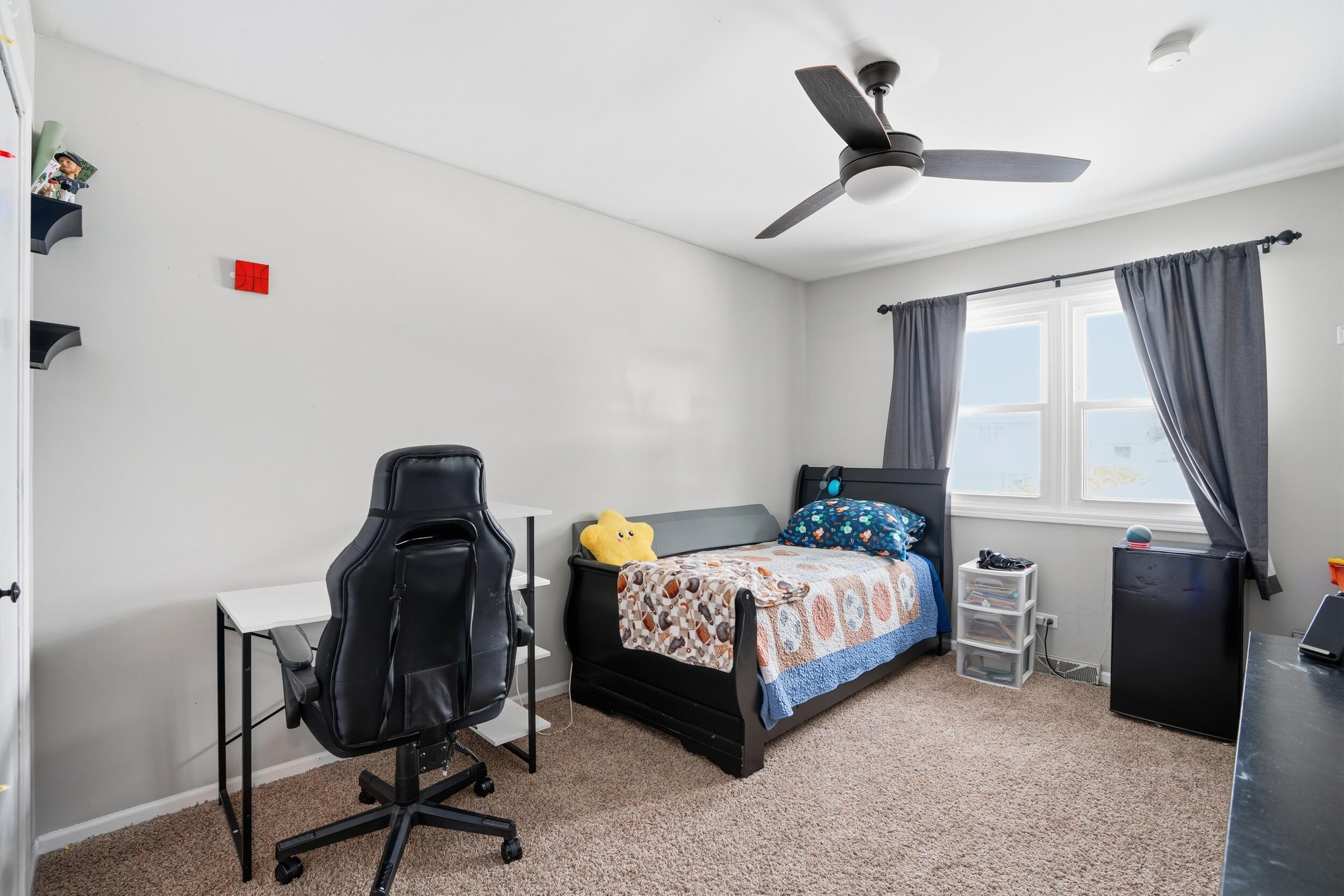 401 North Lillian Street Griffith, IN 46319 - Photo 12 of 24 2500x1667