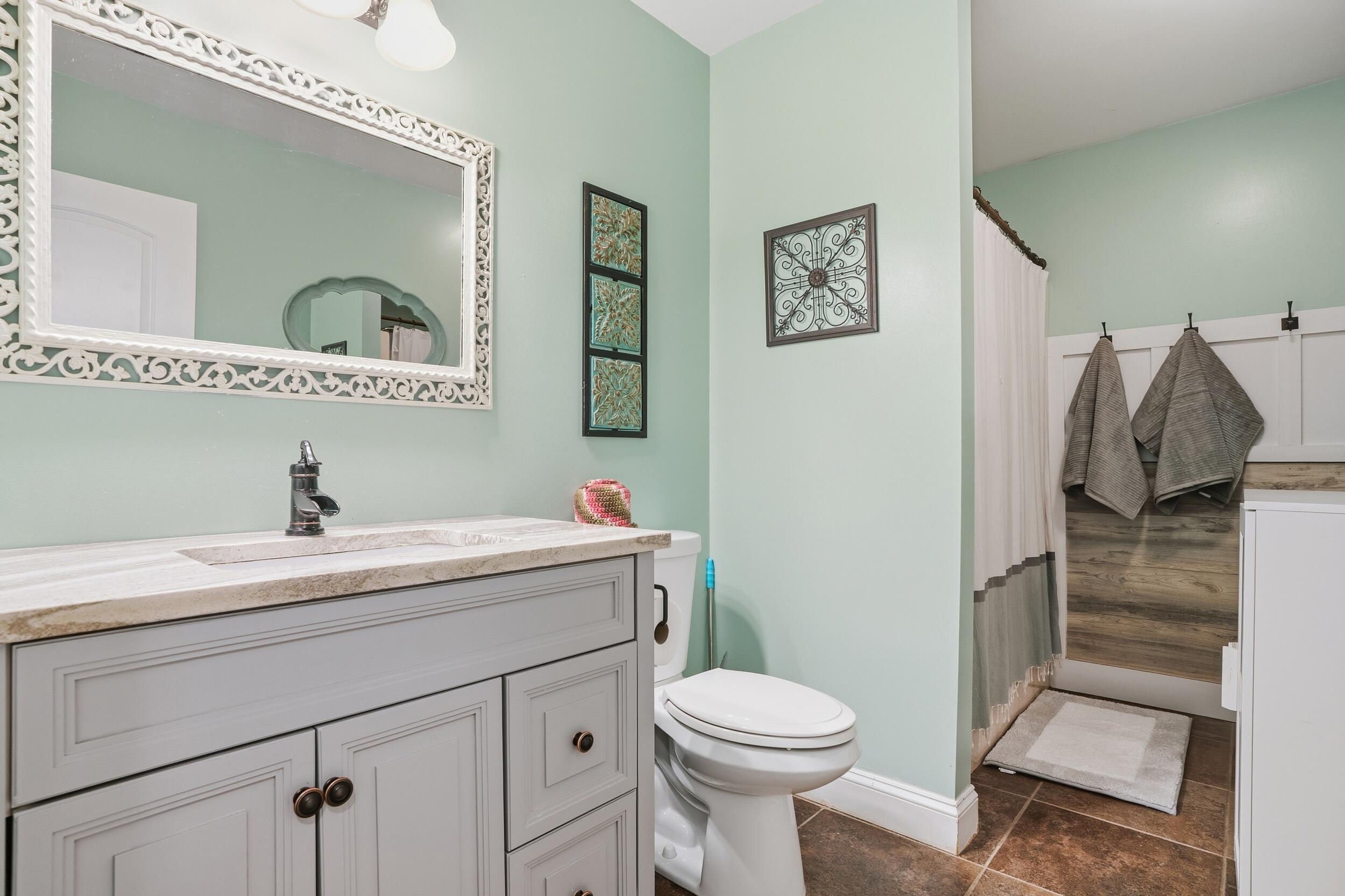 401 North Lillian Street Griffith, IN 46319 - Photo 13 of 24 2500x1666