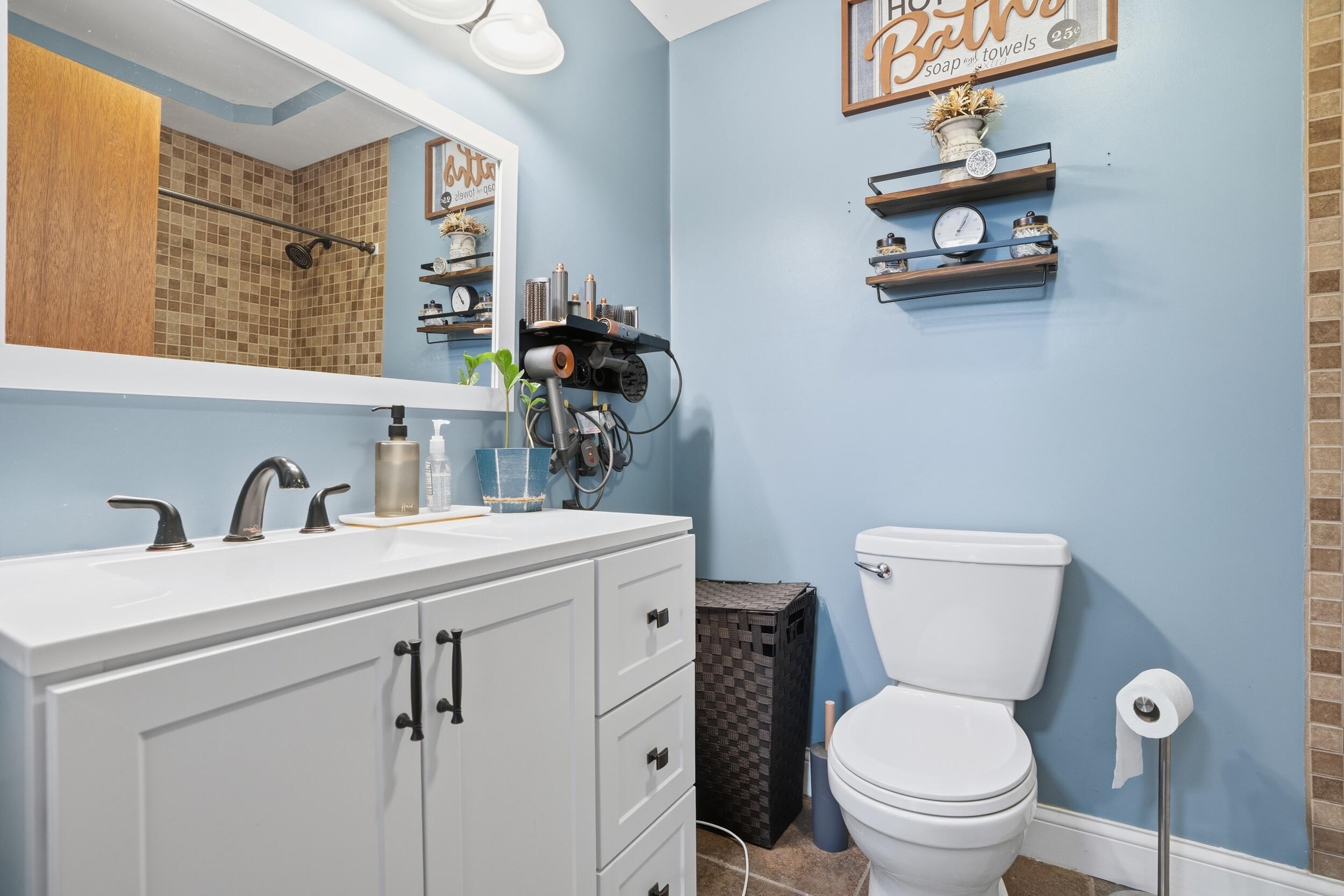 401 North Lillian Street Griffith, IN 46319 - Photo 15 of 24 2500x1667