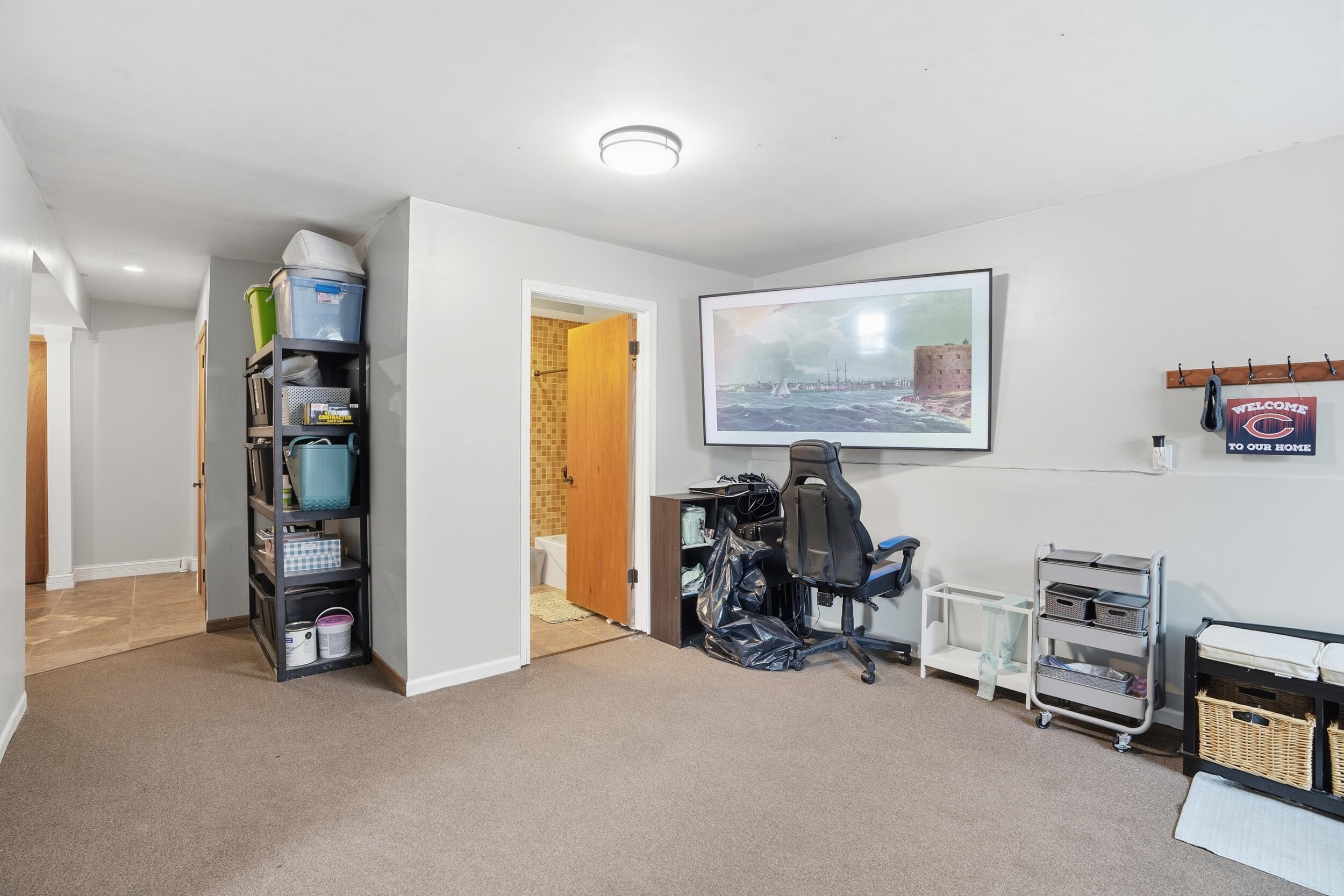 401 North Lillian Street Griffith, IN 46319 - Photo 20 of 24 2500x1667