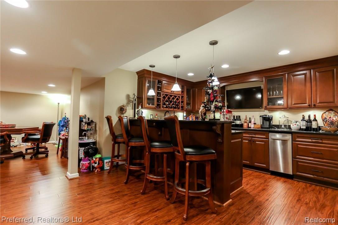 47008 Mornington Road Canton, MI 48188 - Photo 43 of 52 43IMG_2101.jpg
