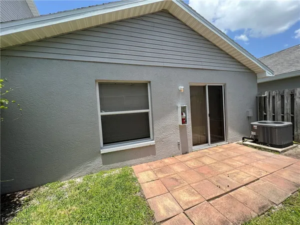 $1,700 | 14463 Cypress Trace Court, Fort Myers, FL 33919