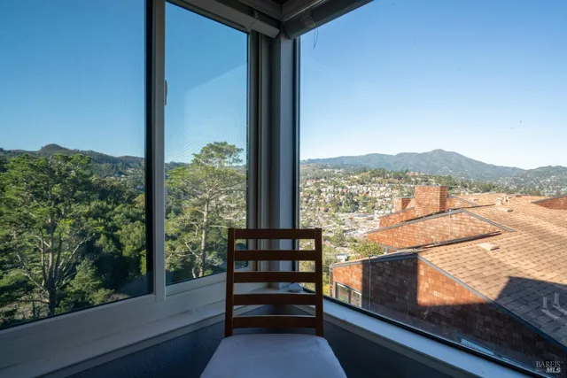 $695,000 | 169 Headlands Court, Sausalito, CA 94965