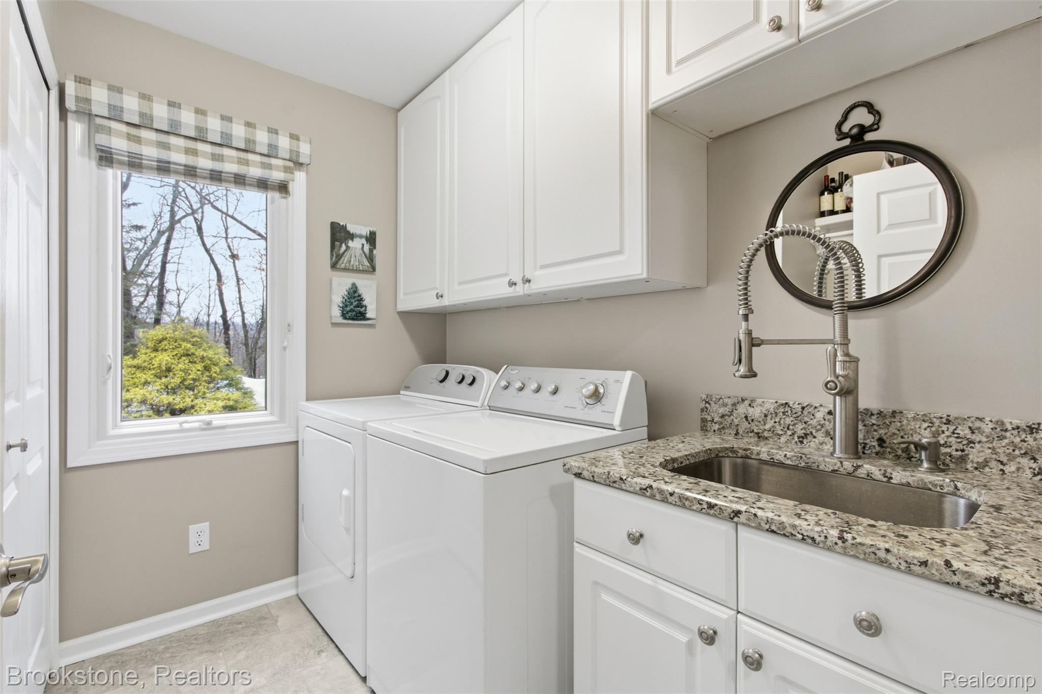 12170 Shaffer Road Davisburg, MI 48350 - Photo 22 of 55 12170 shaffer rd-31.jpg